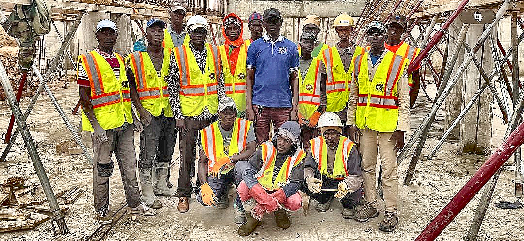 Équipe EGCCI sur chantier